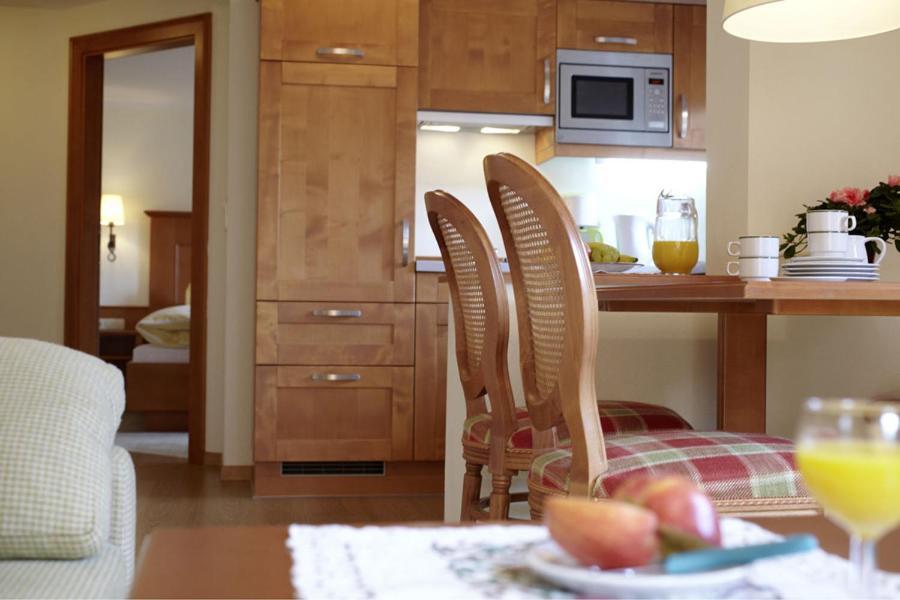 Hotel Alpenjuwel Rohnenspitze à Zöblen Extérieur photo